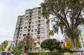 Atrakcyjna kawalerka z wydzieloną sypialnią